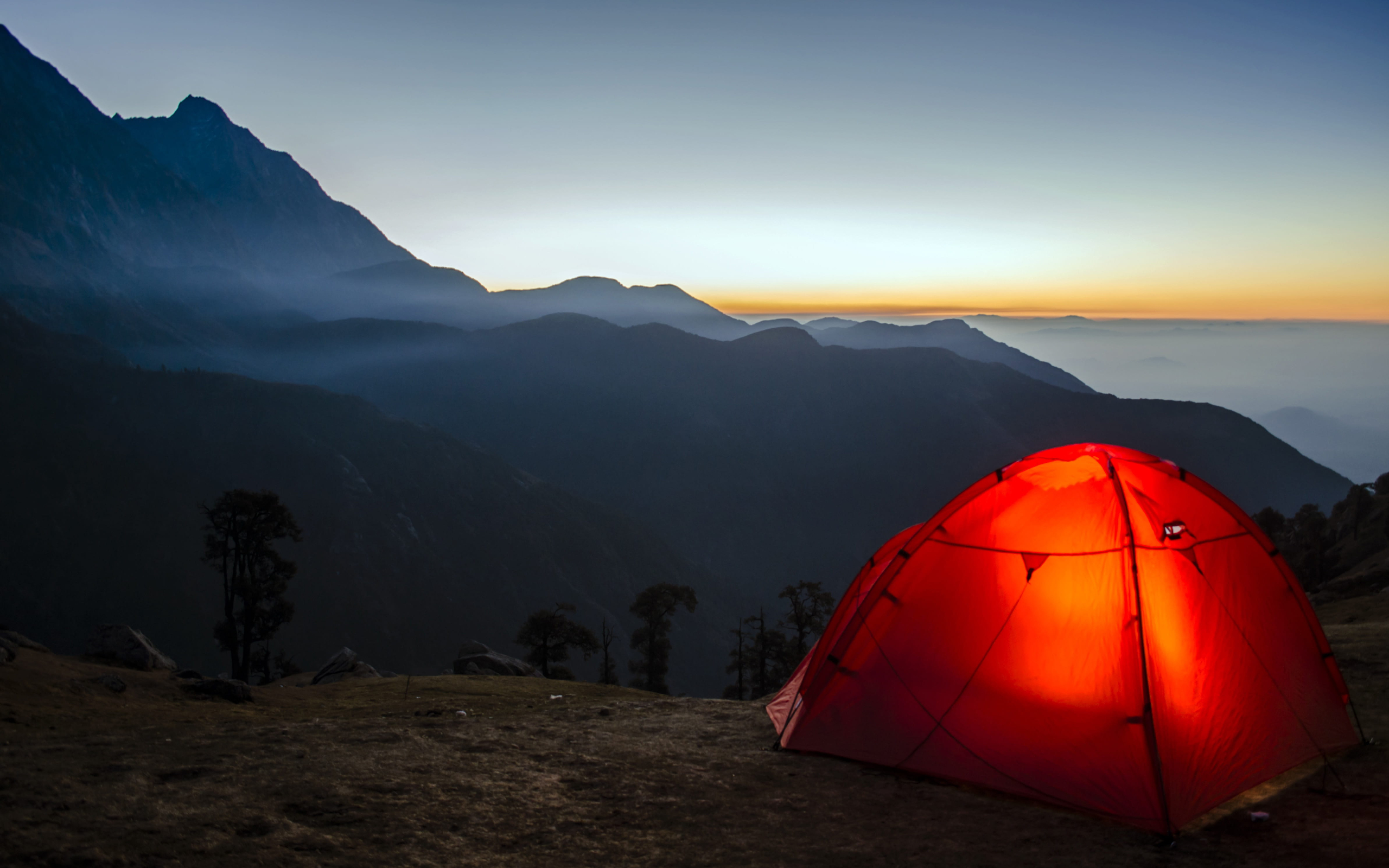 10 Essential Camping Gear for Beginners