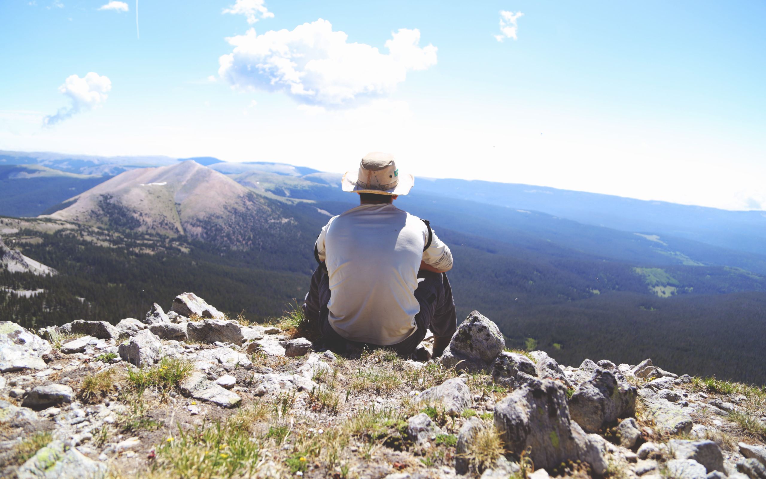 How to Stay Motivated on Long-Distance Backpacking Trips